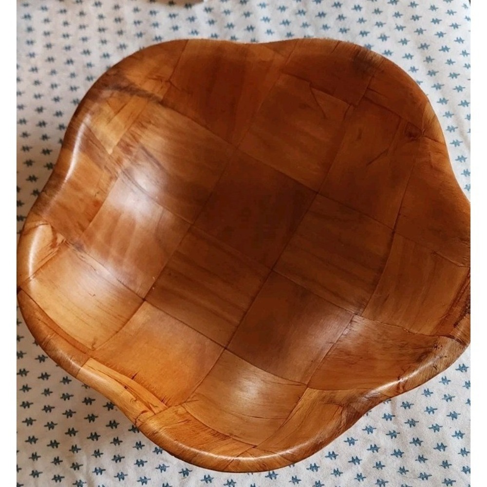 Vintage Wooden Seeving Bowl Plaid Wood Checkered 80s 70s Granny Core Scalloped